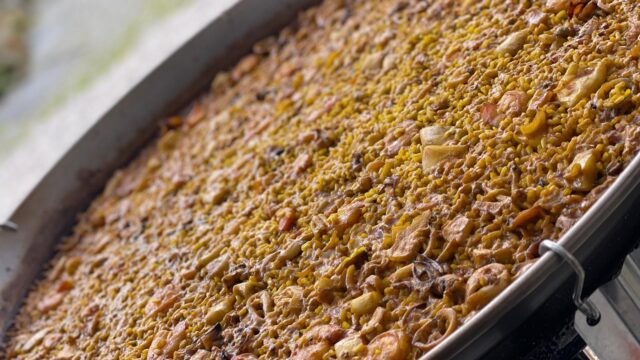 Arroz a banda con sepia